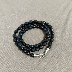 Deep Blue Cultured Pearl Necklace